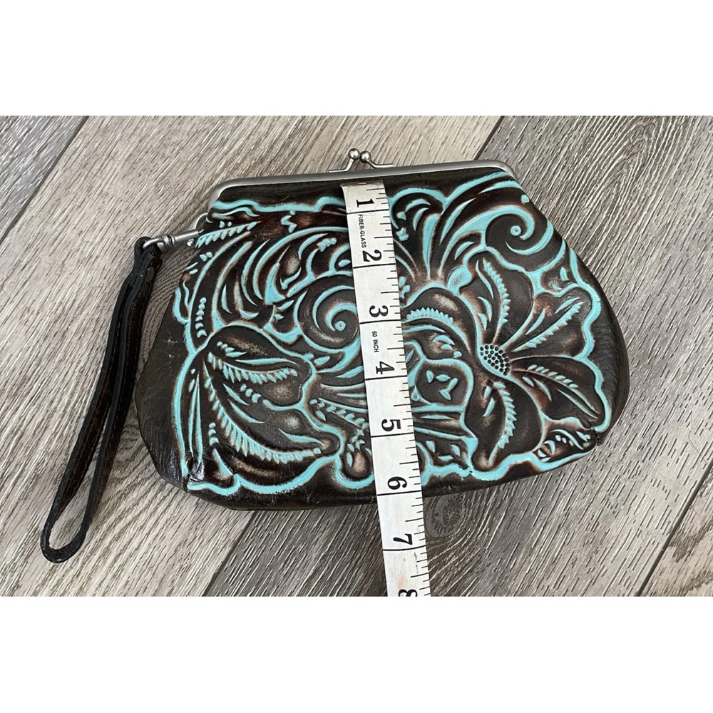 NWOT Patricia Nash Savena Hand Tooled Turquoise Leather Kisslock Wristlet Bag - Picture 8 of 16